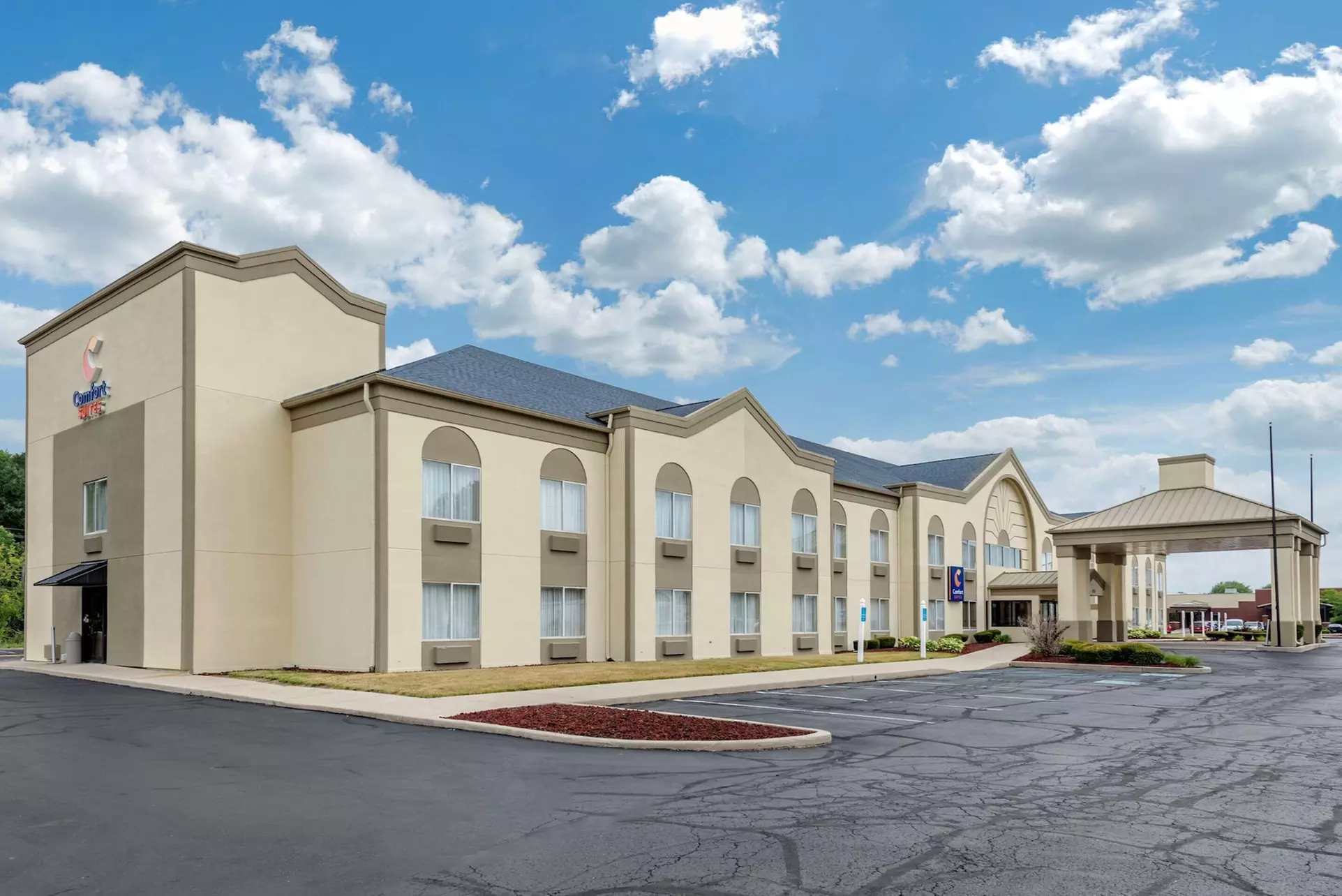 Comfort Suites - Primary Image