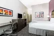 La Quinta Inn & Suites by Wyndham Hillsboro - Second Medium