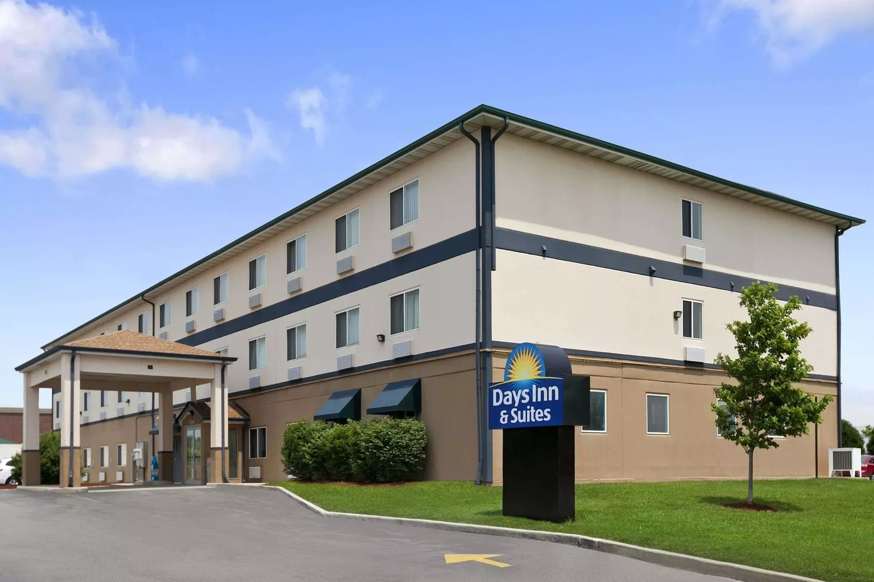 Days Inn & Suites by Wyndham Romeoville - Primary Image