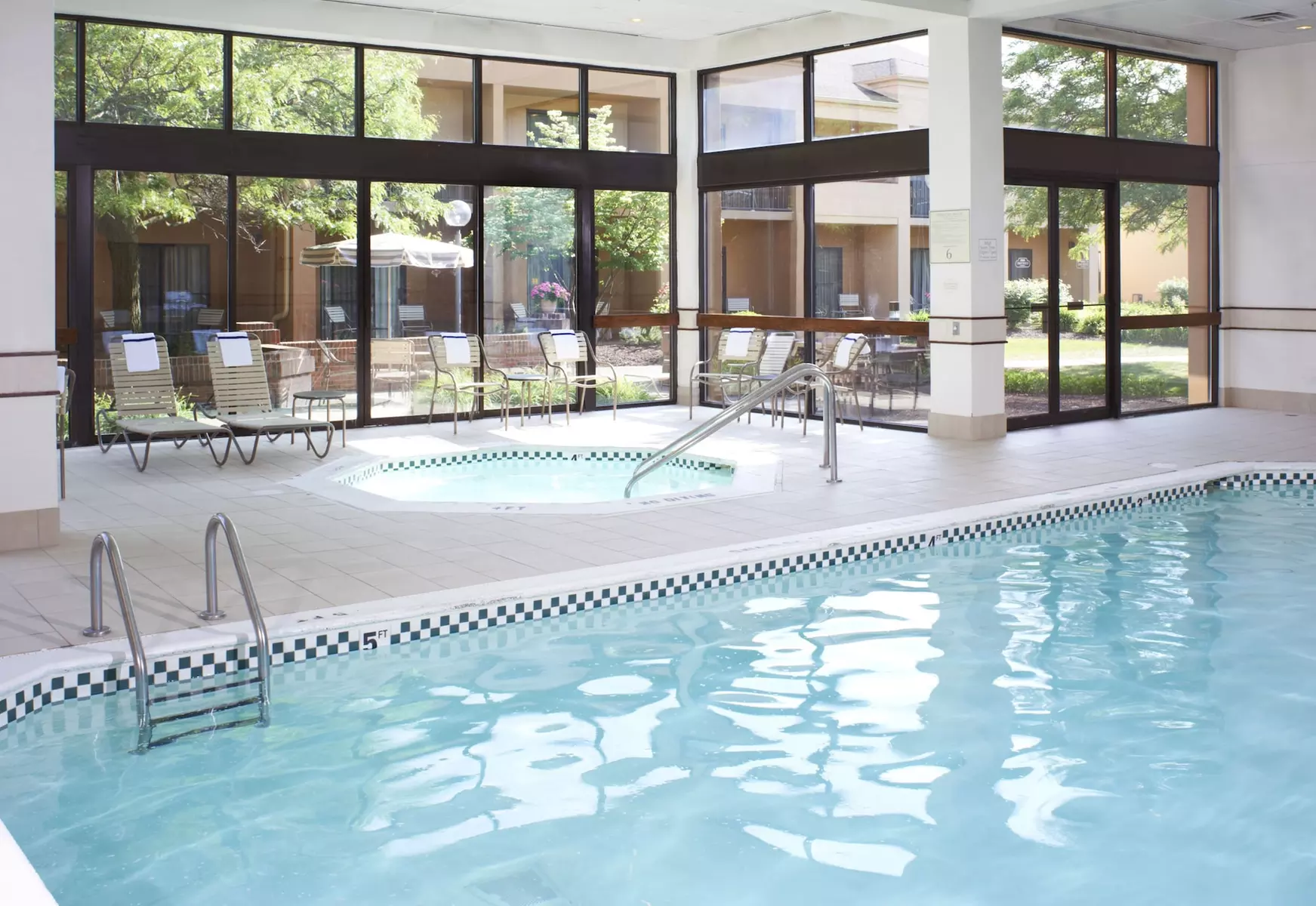 Courtyard by Marriott Detroit Dearborn - Primary Image