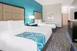 La Quinta Inn & Suites by Wyndham Paris - Second Medium