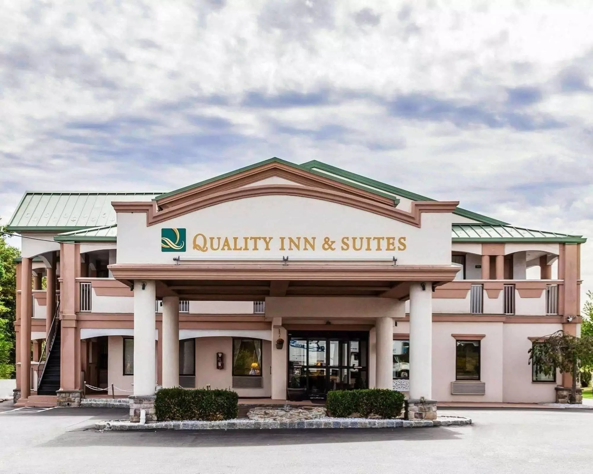 Quality Inn & Suites Quakertown - Allentown - Primary Image