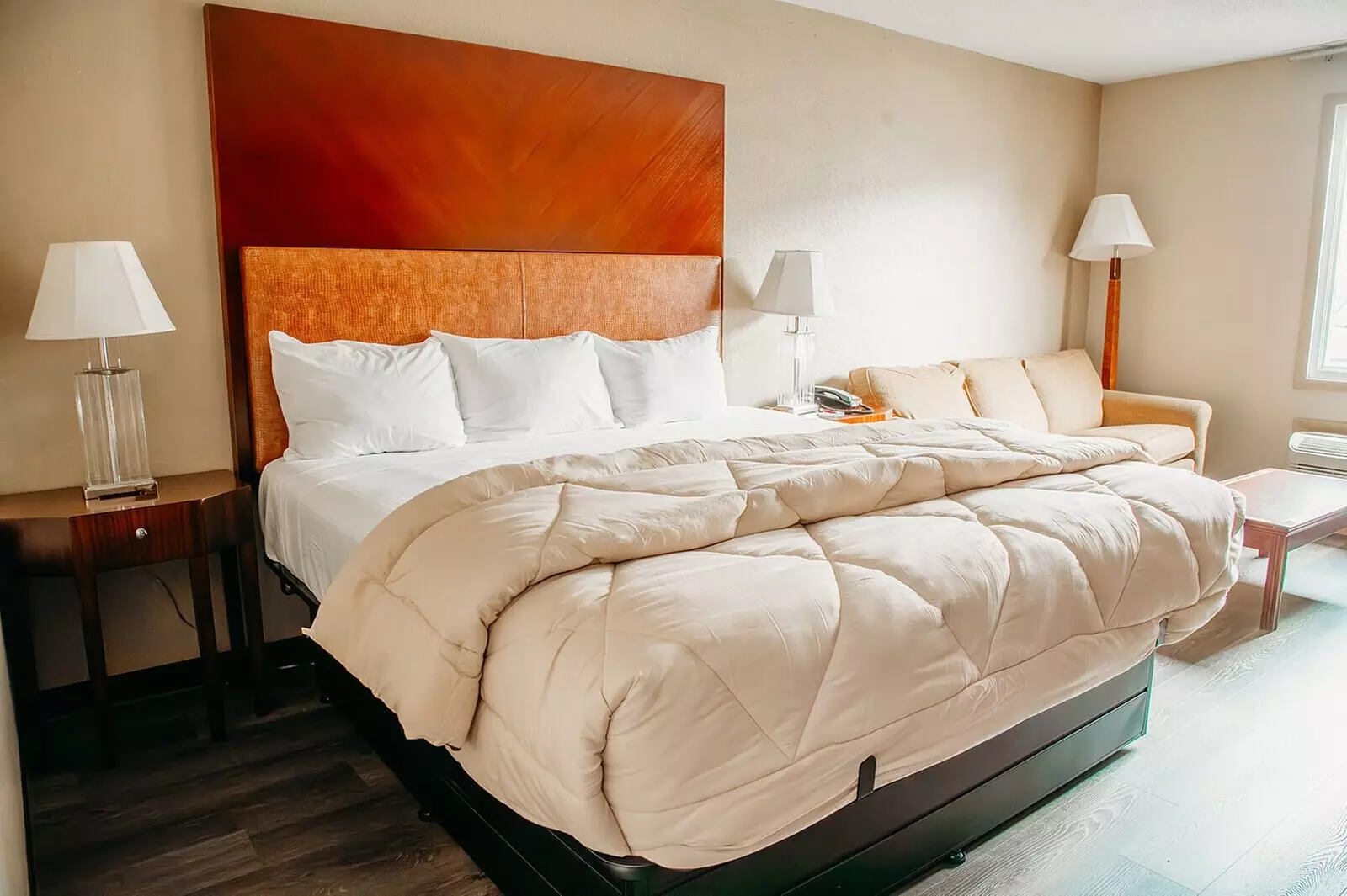 Country Garden & Suites - Primary Image