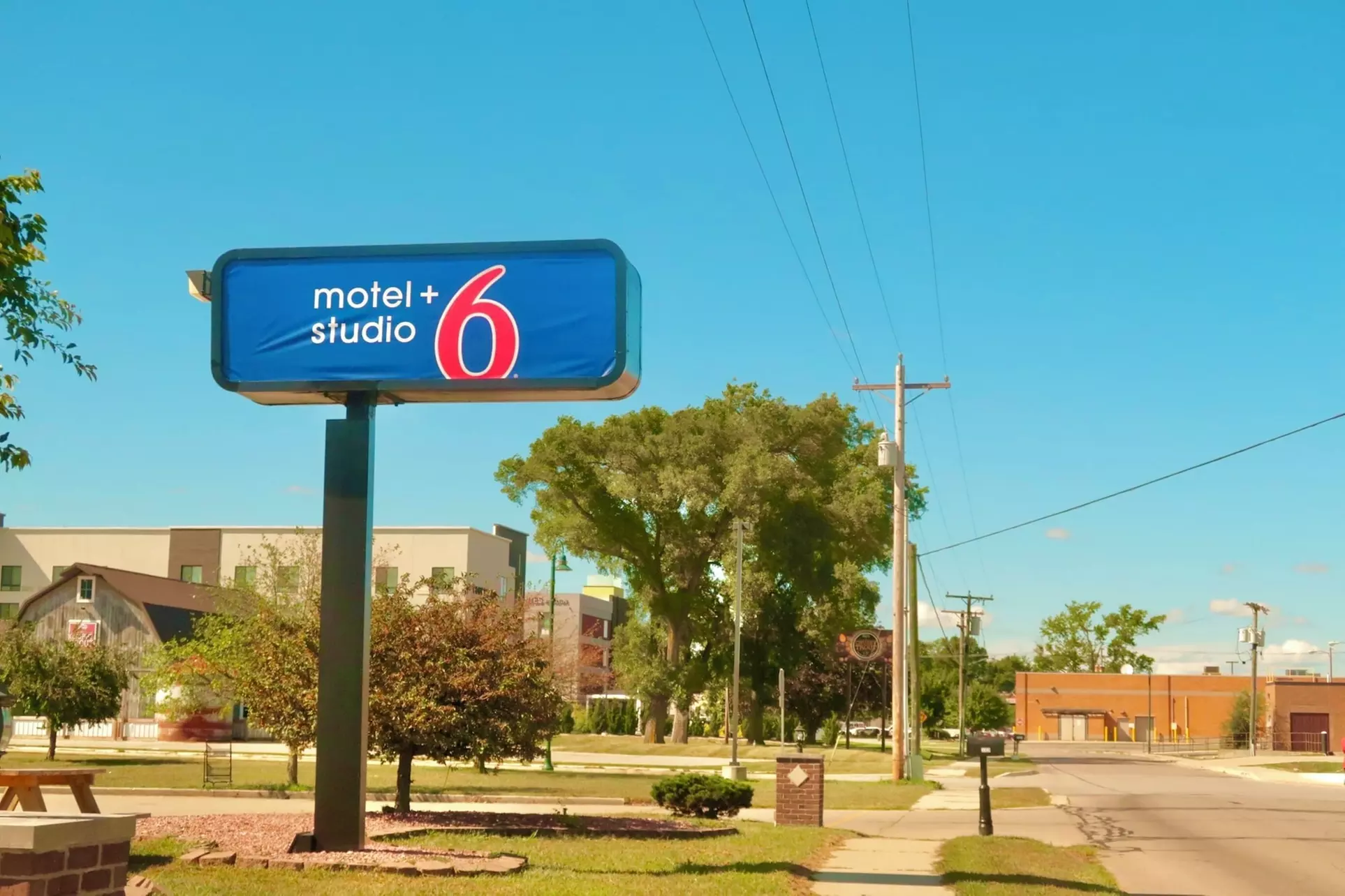 Motel 6 Elkhart, IN - Primary Image
