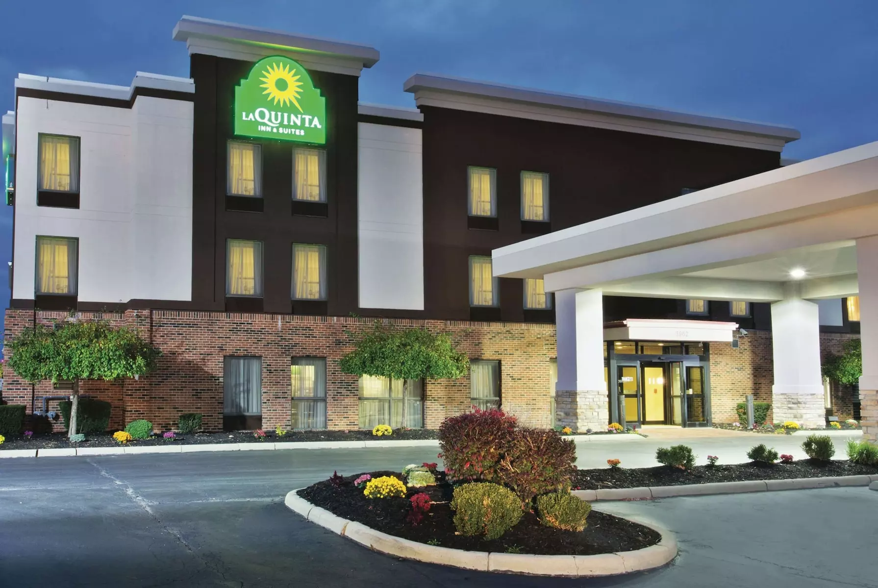 La Quinta Inn & Suites by Wyndham Columbus - Grove City - Primary Image