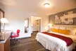 Ramada by Wyndham near SeaWorld / Mission Beach - Second Medium