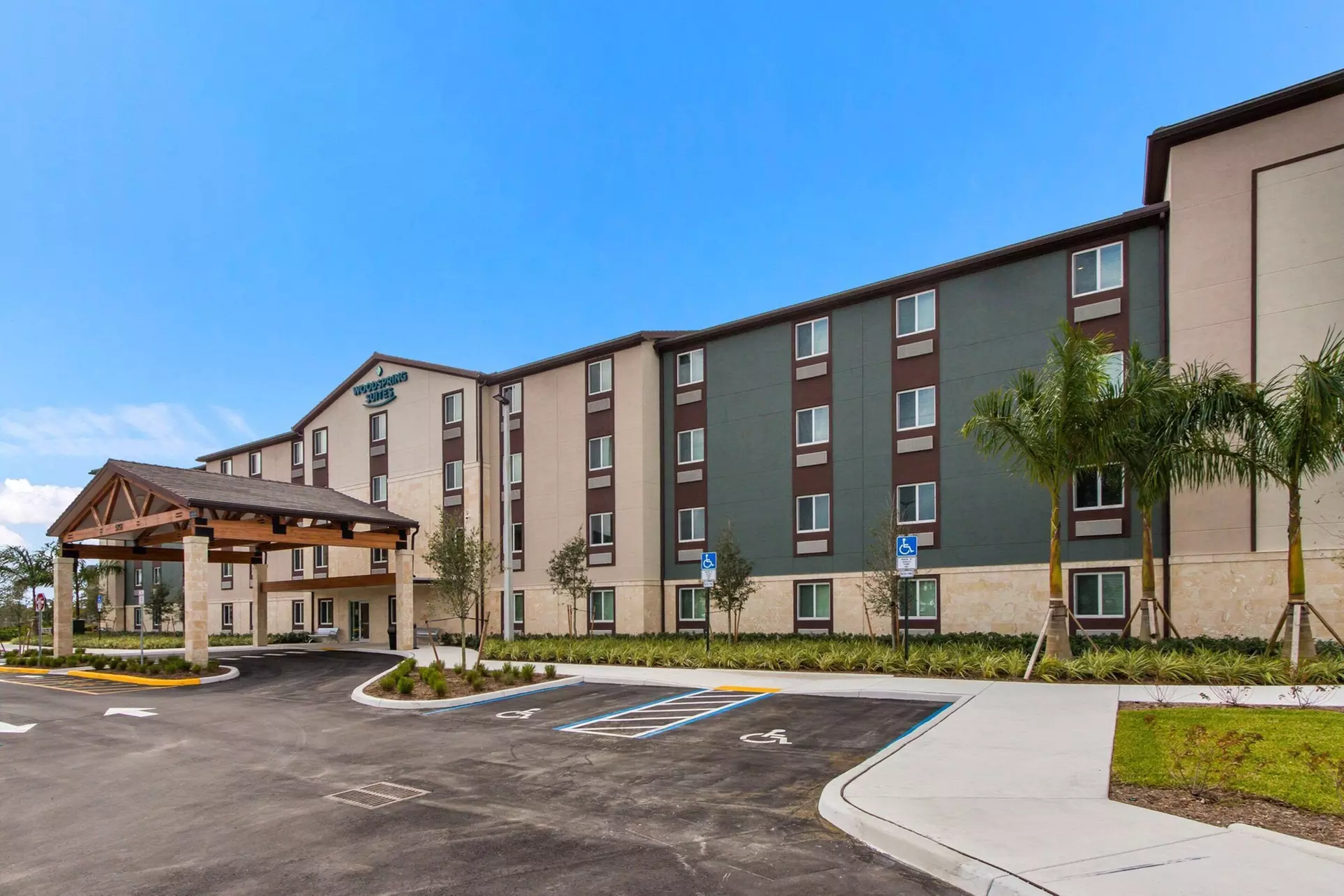 WoodSpring Suites Tamarac - Primary Image