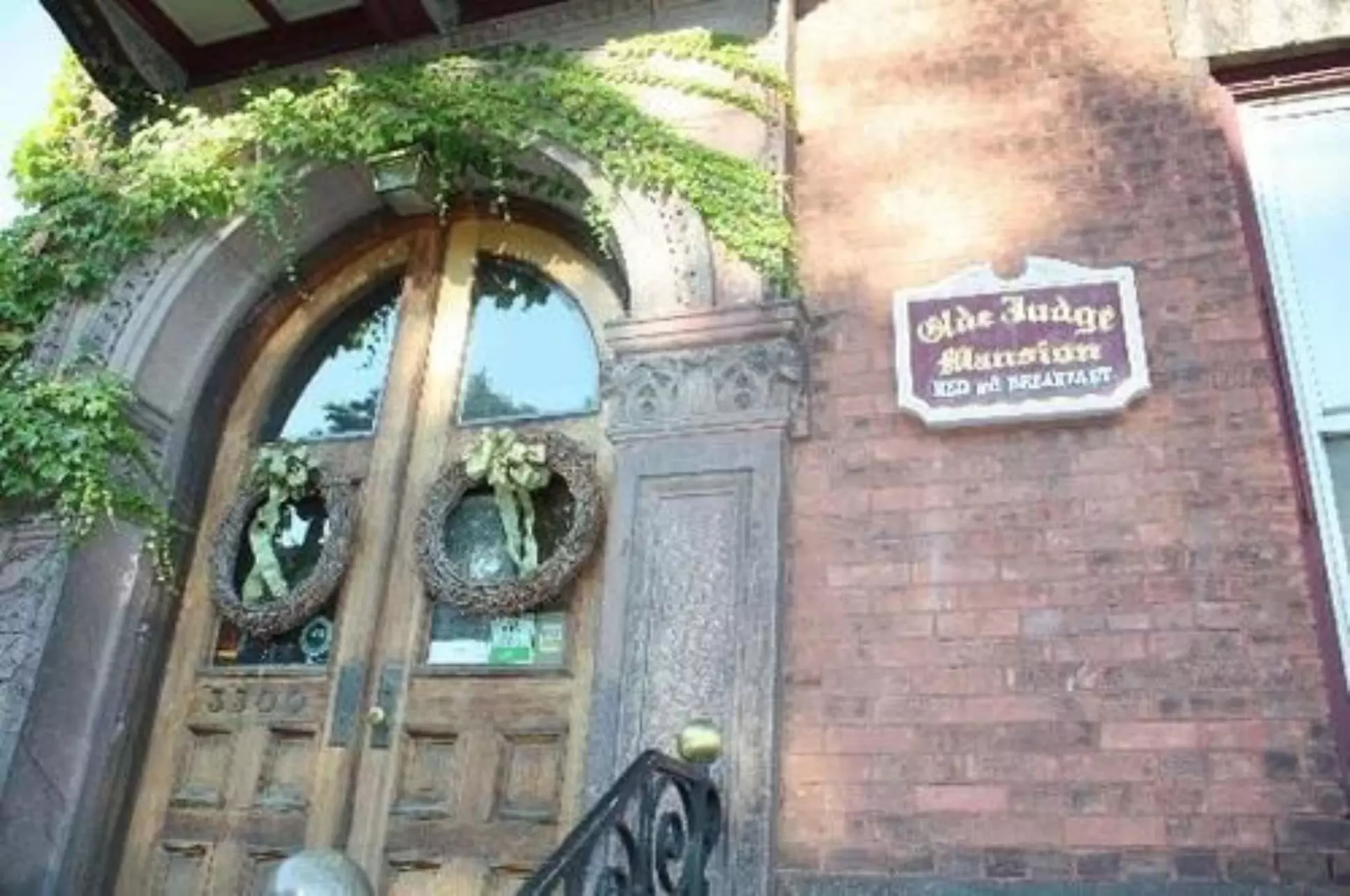 Olde Judge Mansion - Primary Image