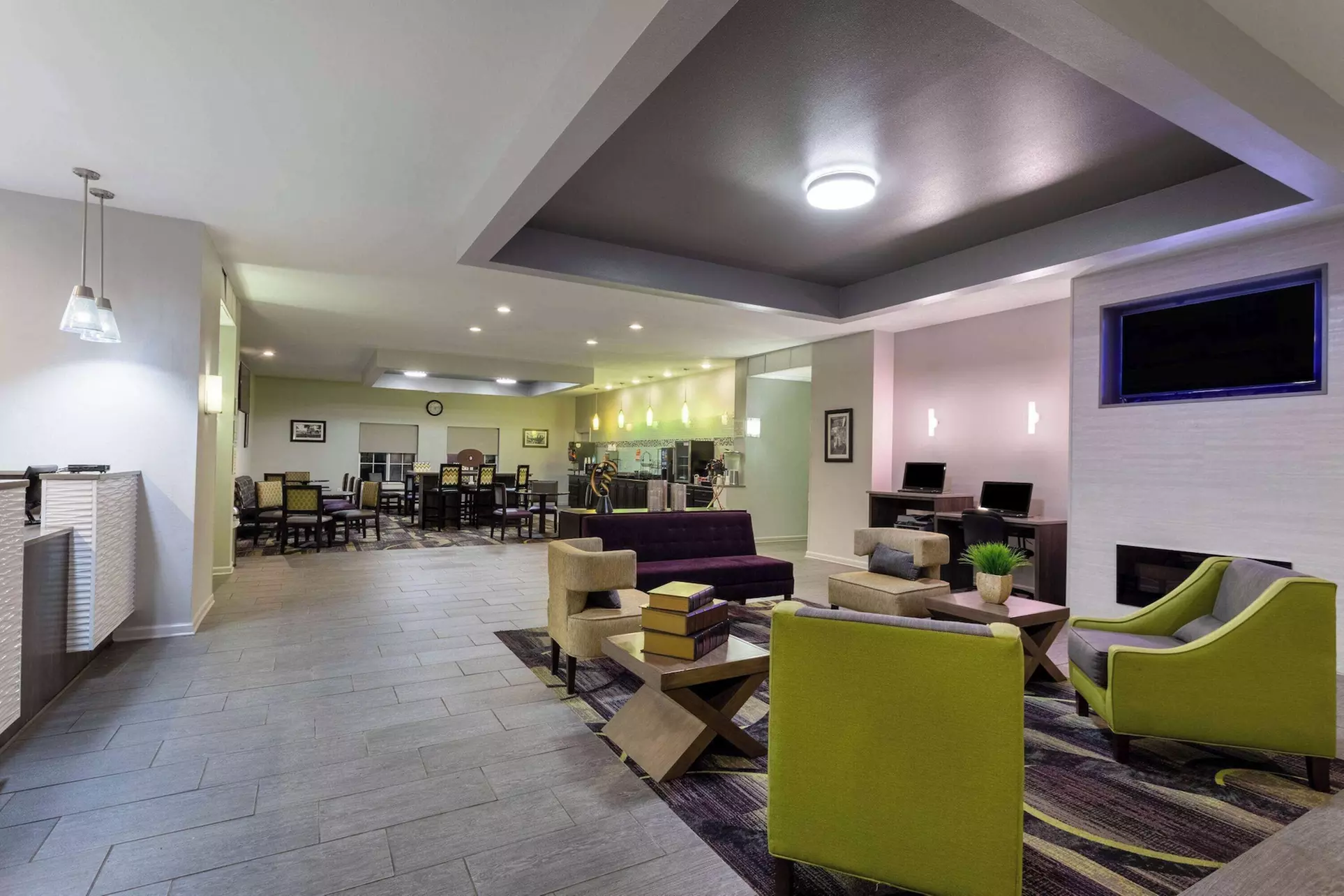 La Quinta Inn & Suites by Wyndham Huntsville Airport Madison - Primary Image