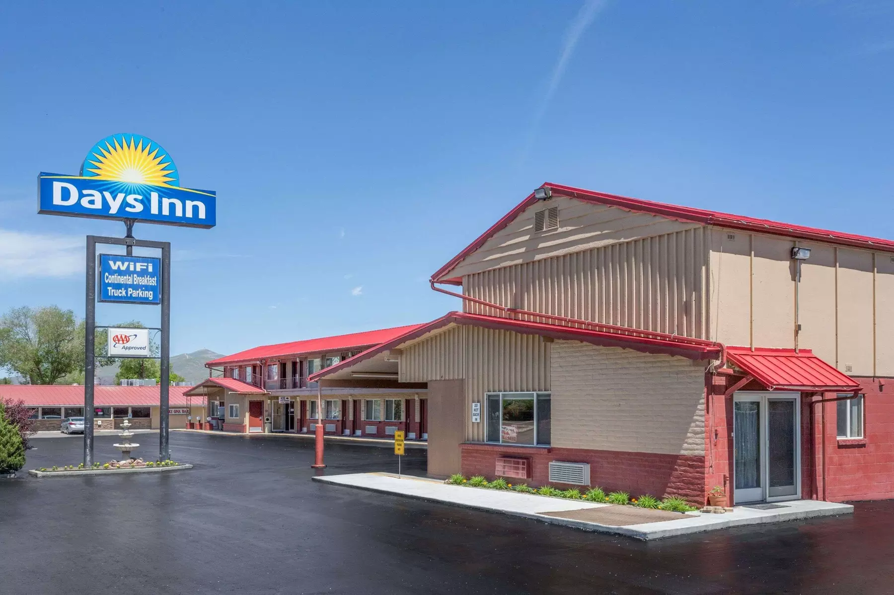 Days Inn by Wyndham Elko - Primary Image