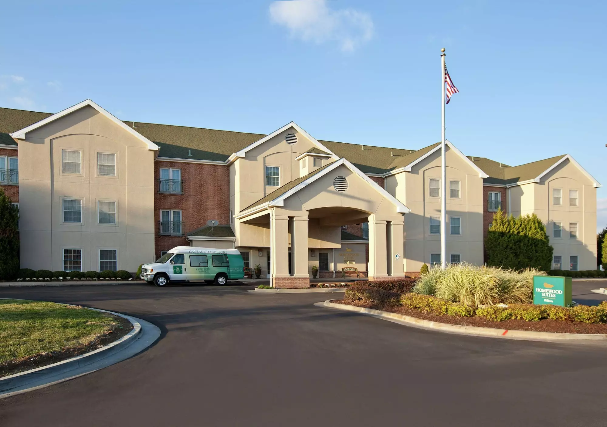 Homewood Suites by Hilton Kansas City-Airport - Primary Image