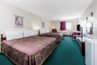 Super 8 by Wyndham Jerseyville - Second Medium