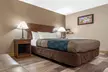 Econo Lodge Hays I-70 - Second Medium