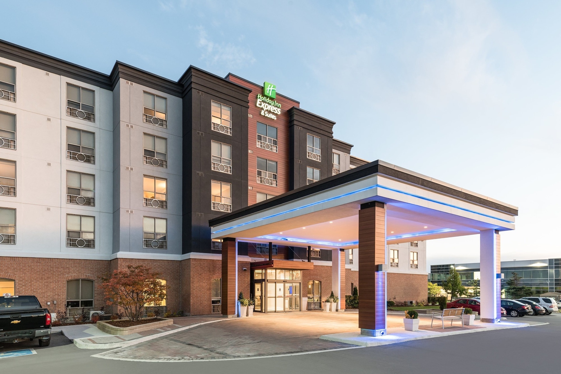 Holiday Inn Express & Suites Milton by IHG