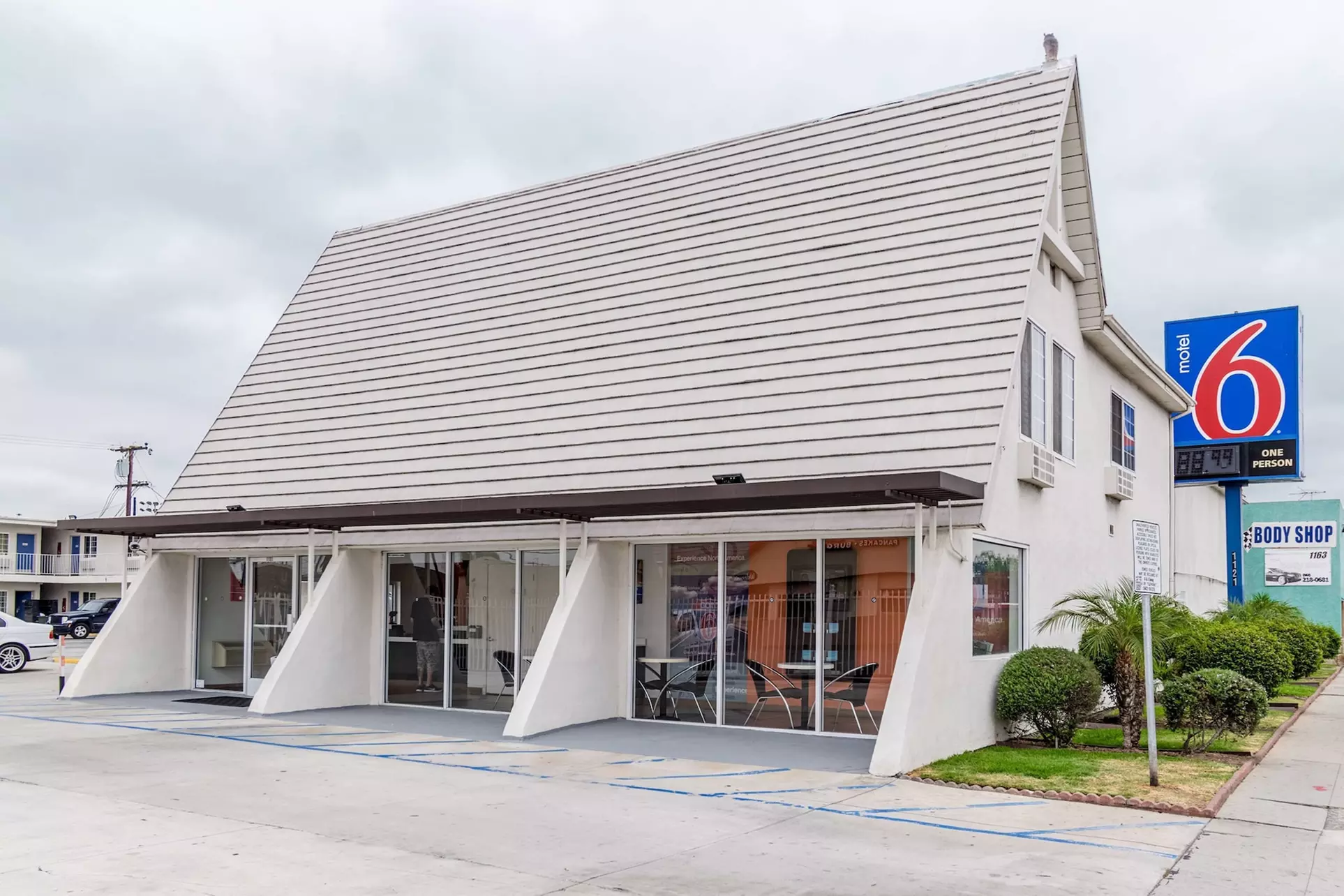Motel 6 Long Beach, CA - International City - Primary Image
