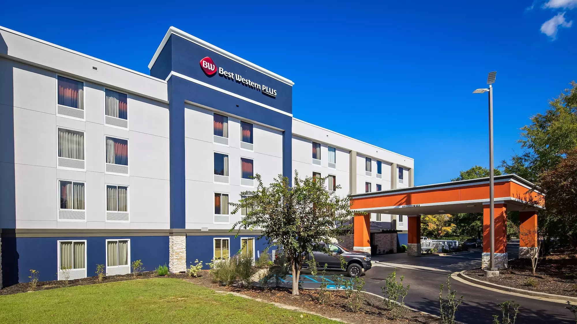 Best Western Plus Lexington Inn - Primary Image