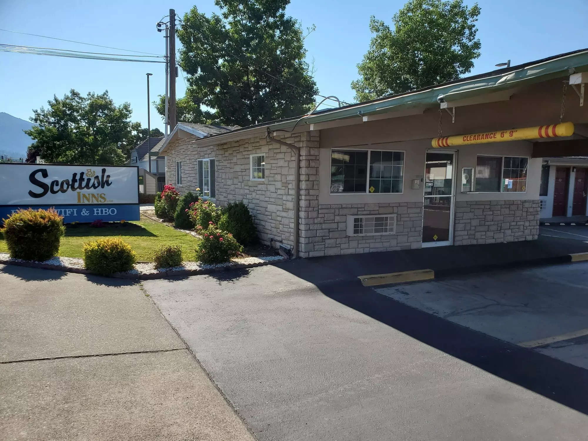 Scottish Inn - Primary Image