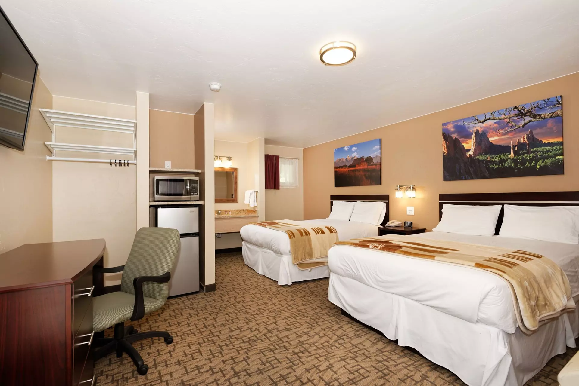 Glenwood Springs Inn - Primary Image