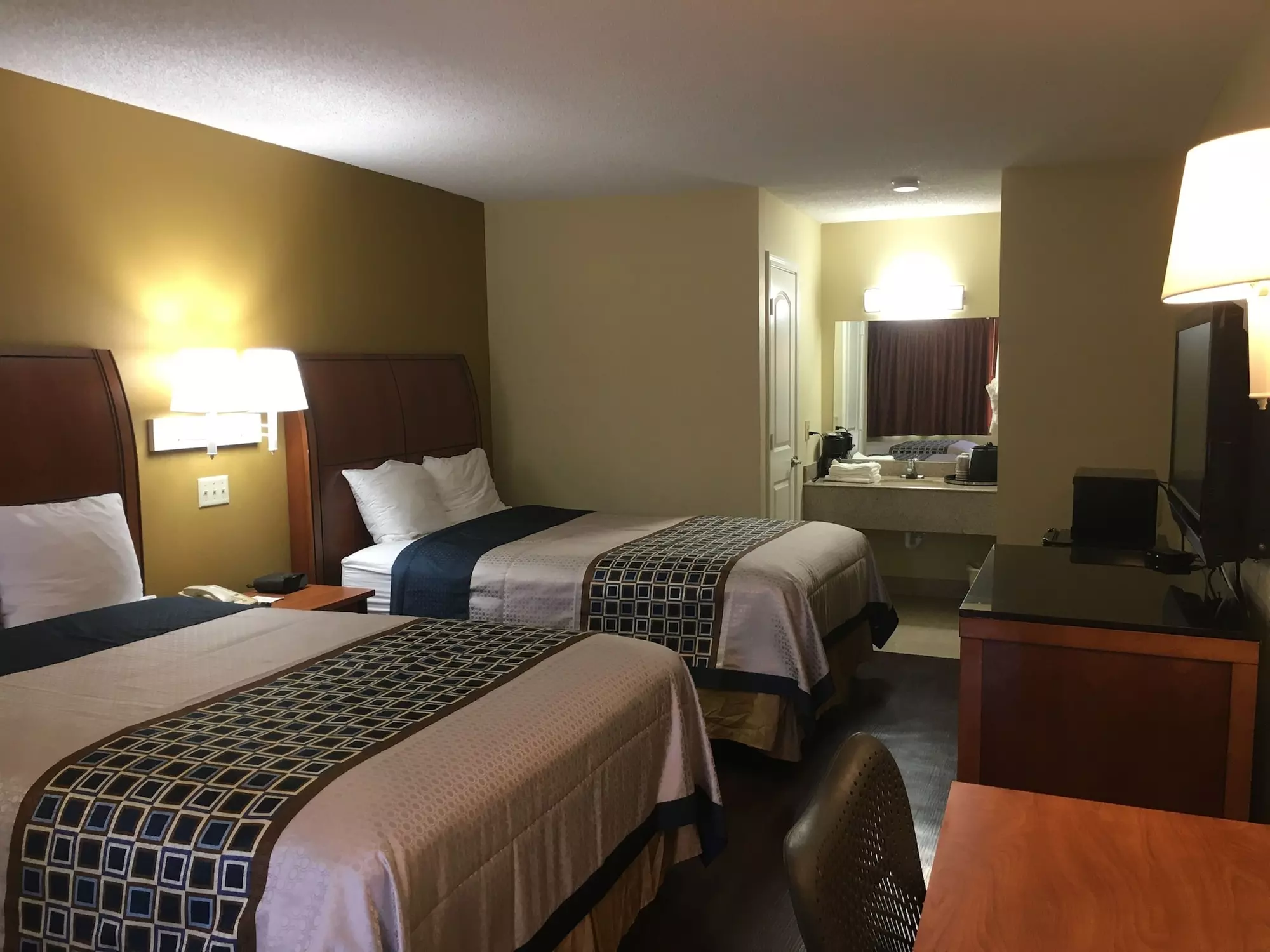 Navasota Inn - Primary Image