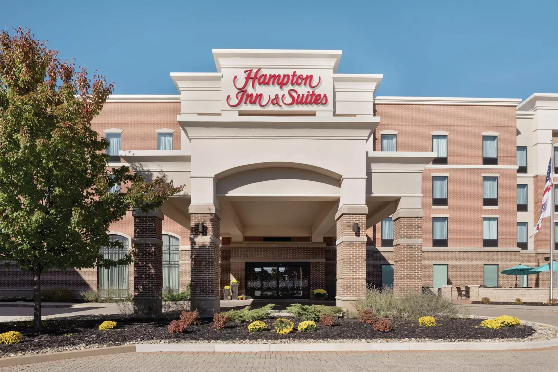 Hampton Inn & Suites Mishawaka/South Bend at Heritage Square - Primary Image