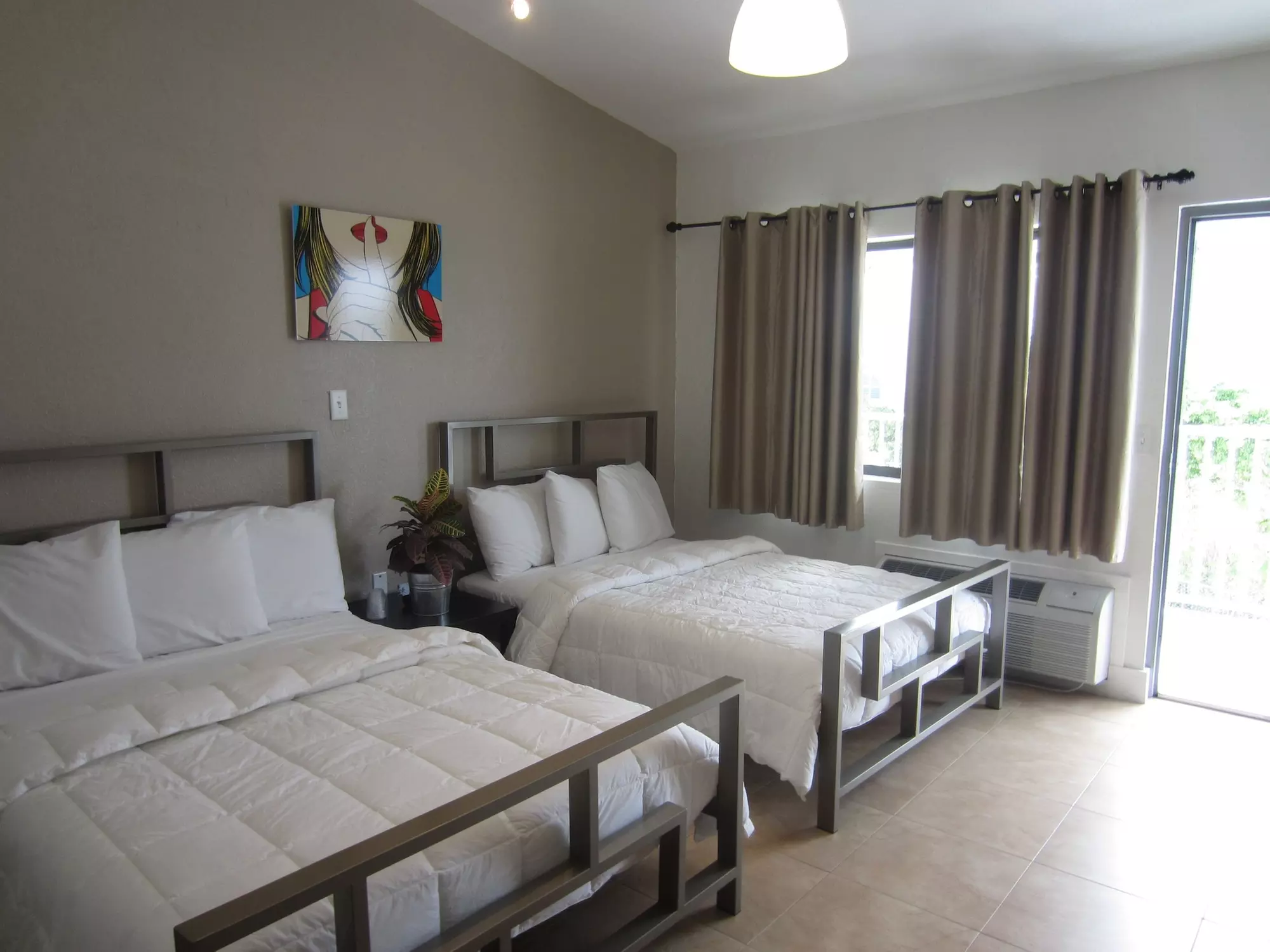 Shalimar Motel - Primary Image