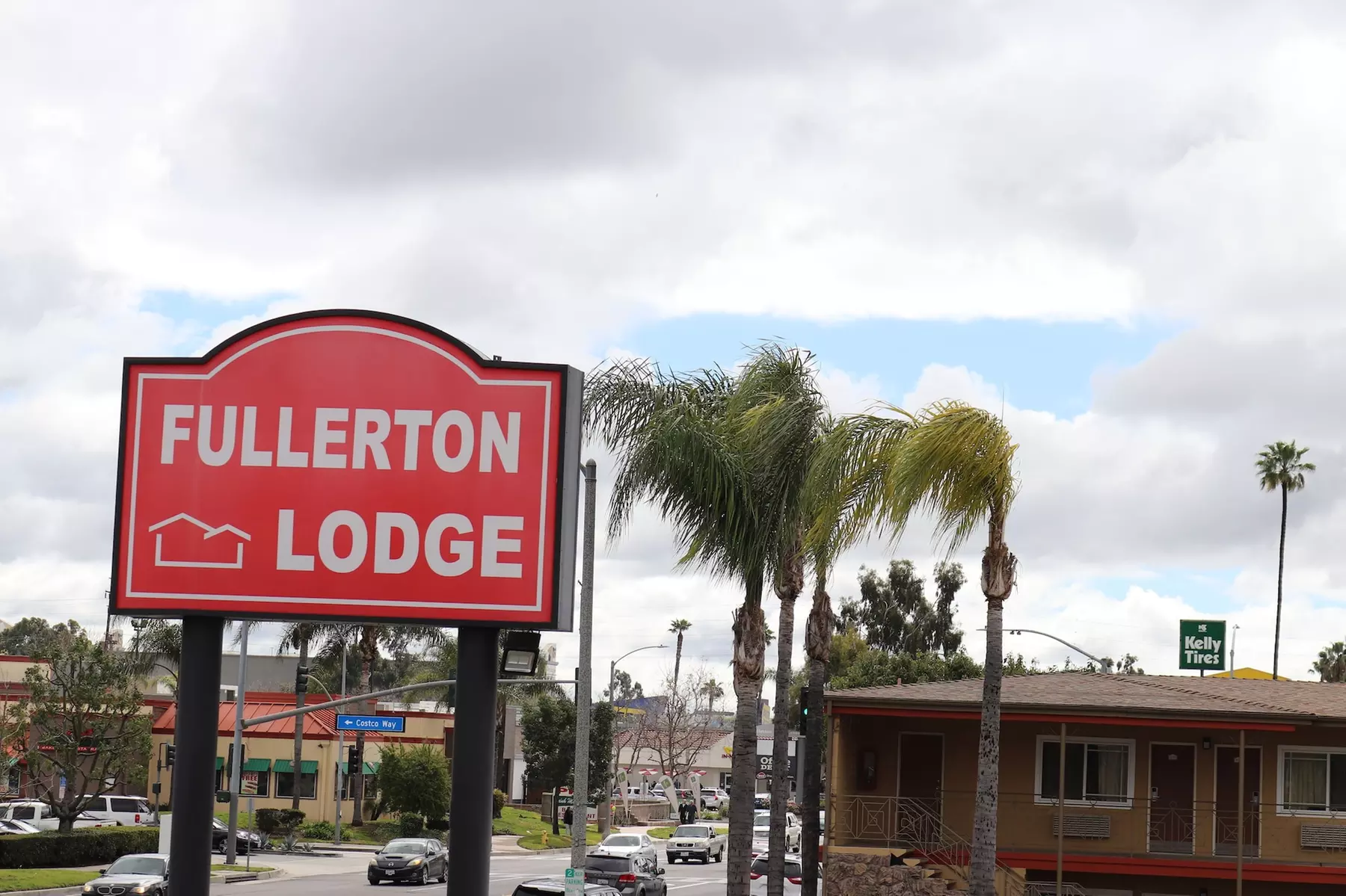 Fullerton Lodge - Primary Image