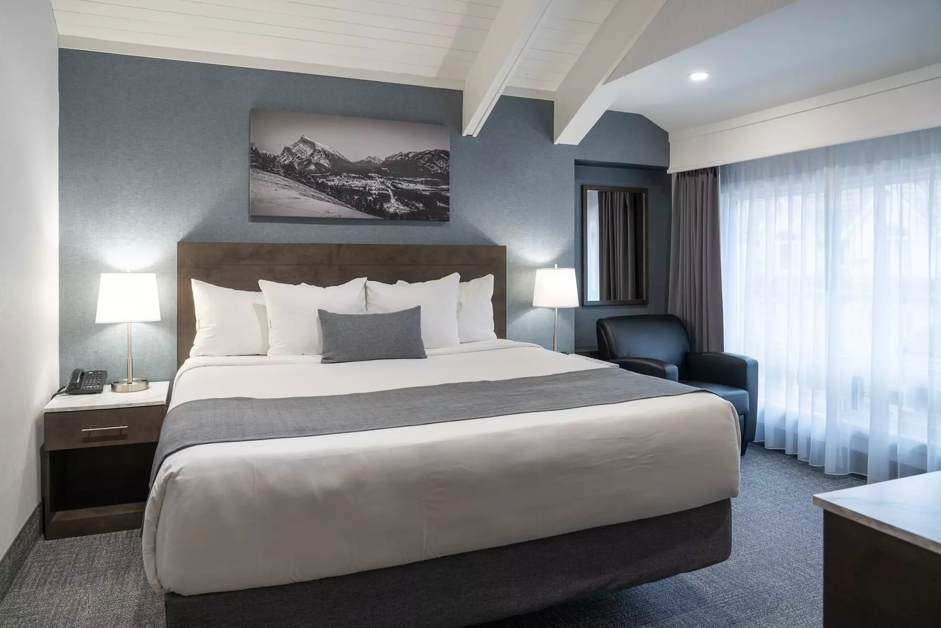 Red Carpet Inn - Primary Image