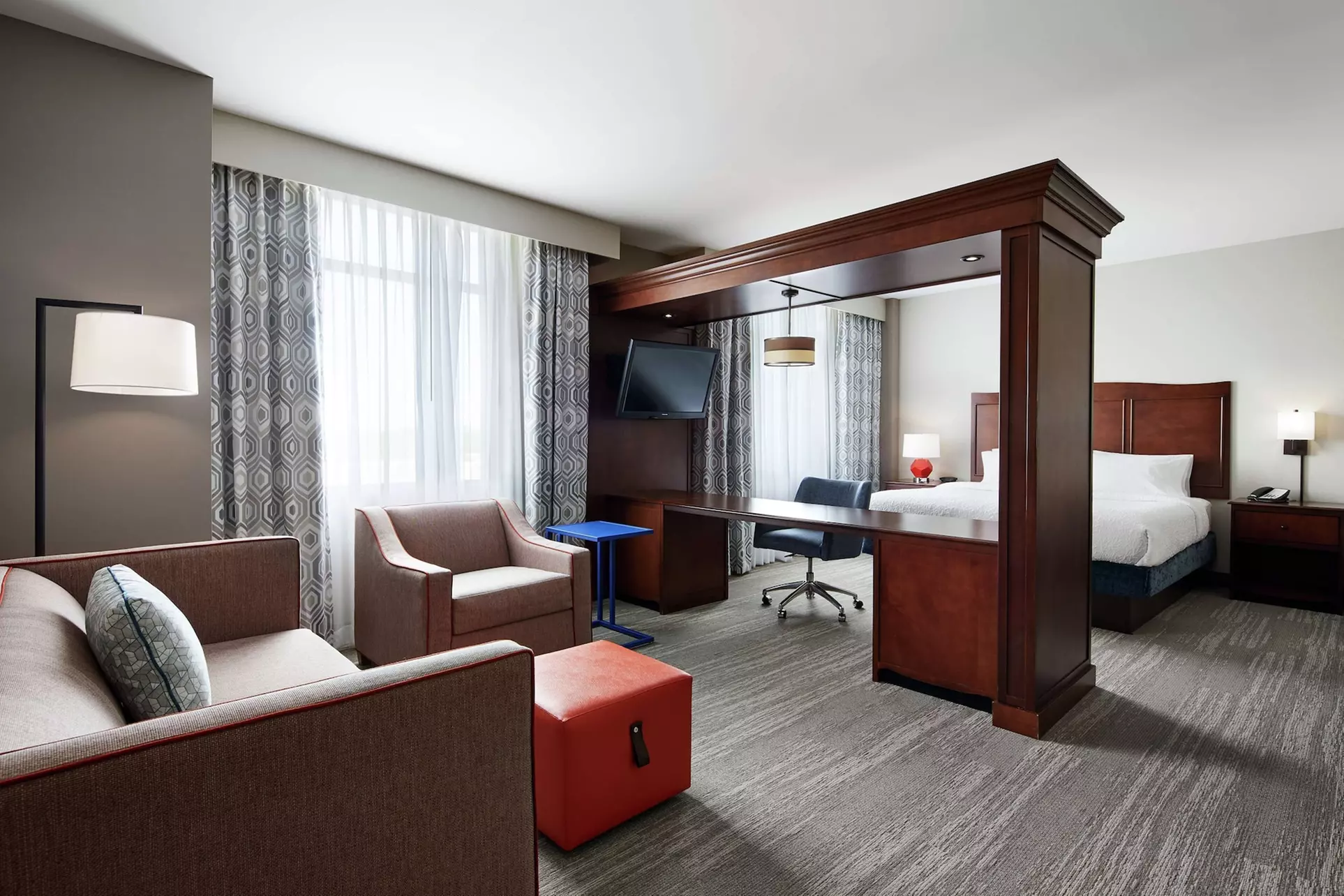Hampton Inn & Suites Chicago/Mt. Prospect - Primary Image