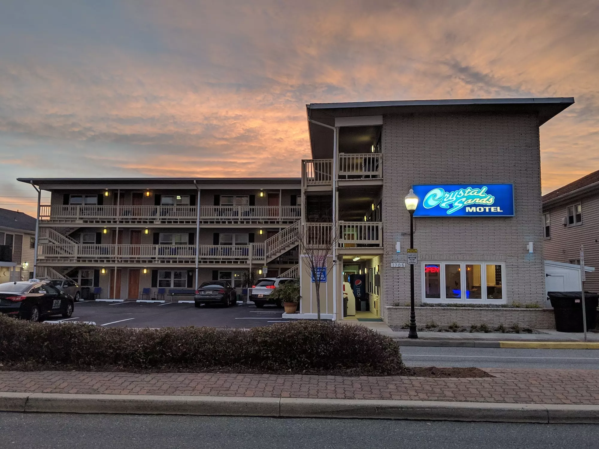 Crystal Sands Motel - Primary Image