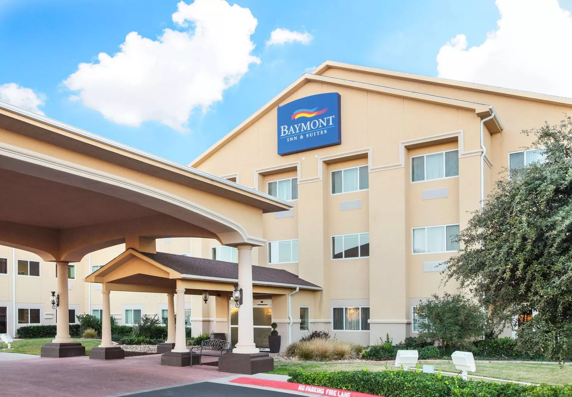 Baymont by Wyndham Lubbock West - Primary Image