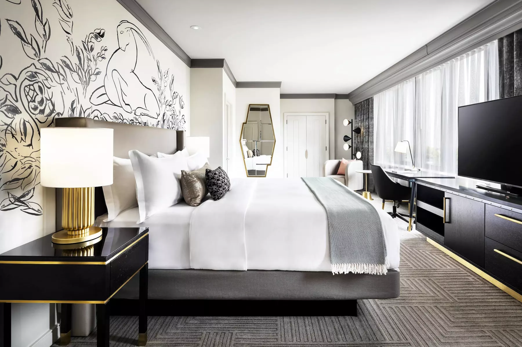 The Gwen, a Luxury Collection Hotel, Michigan Avenue Chicago - Primary Image