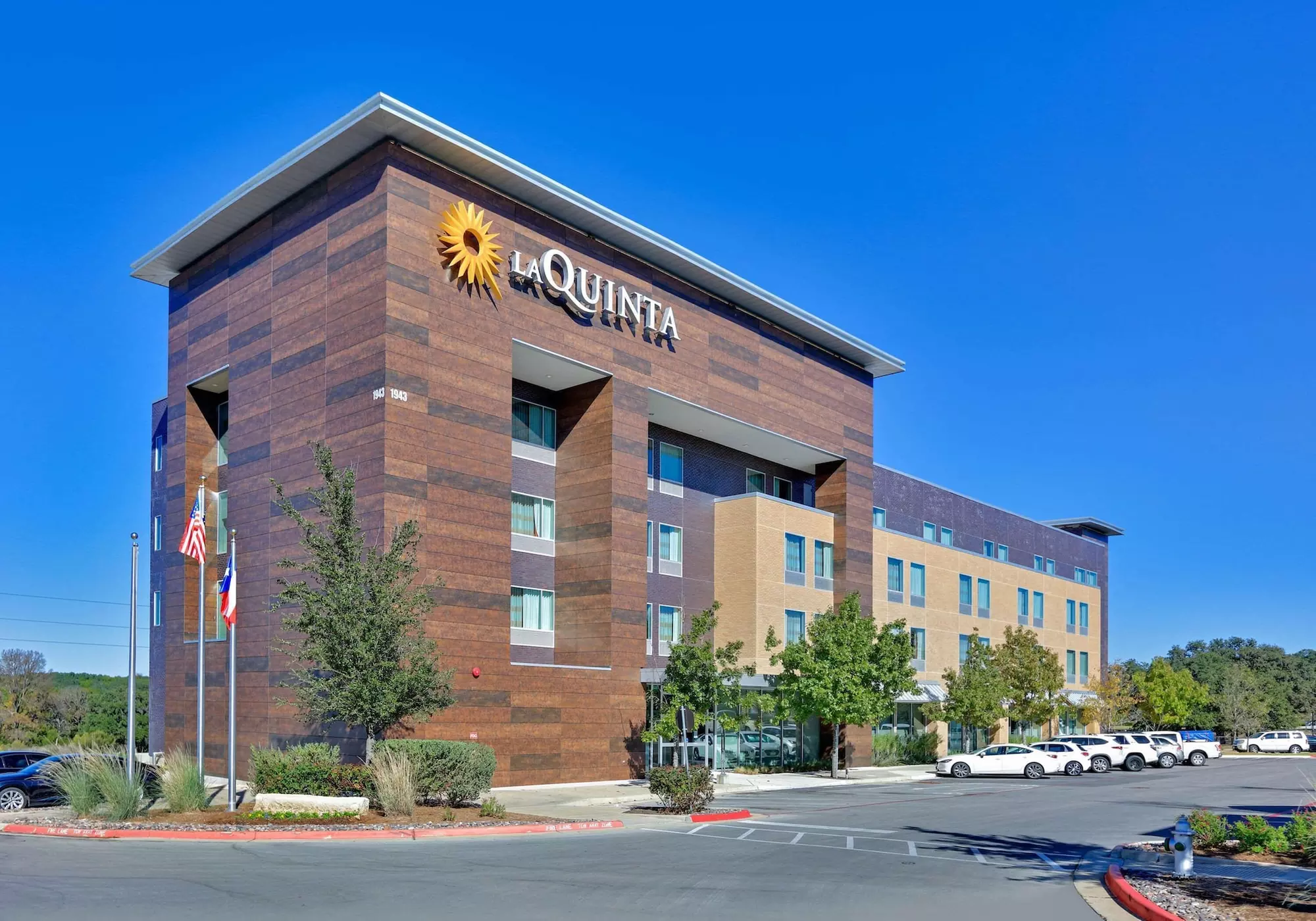 La Quinta Inn & Suites by Wyndham Lakeway - Primary Image