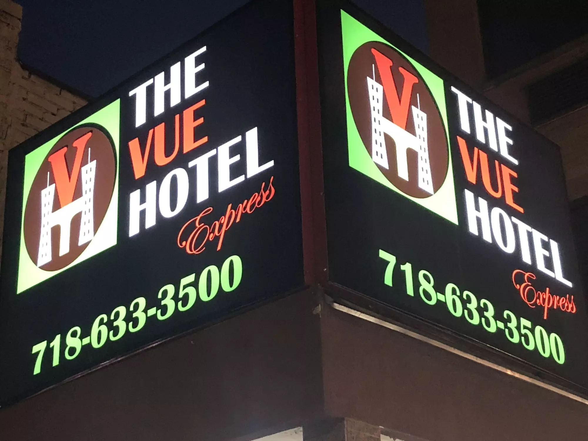 The Vue Hotel Express - Primary Image