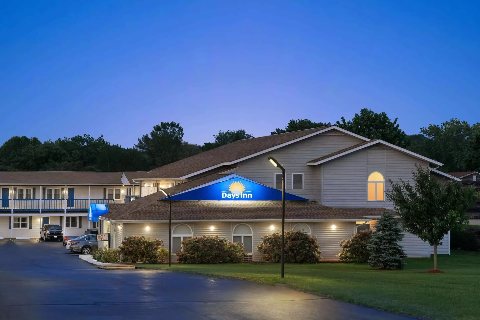 Days Inn by Wyndham Middletown/Newport Area - Primary Image