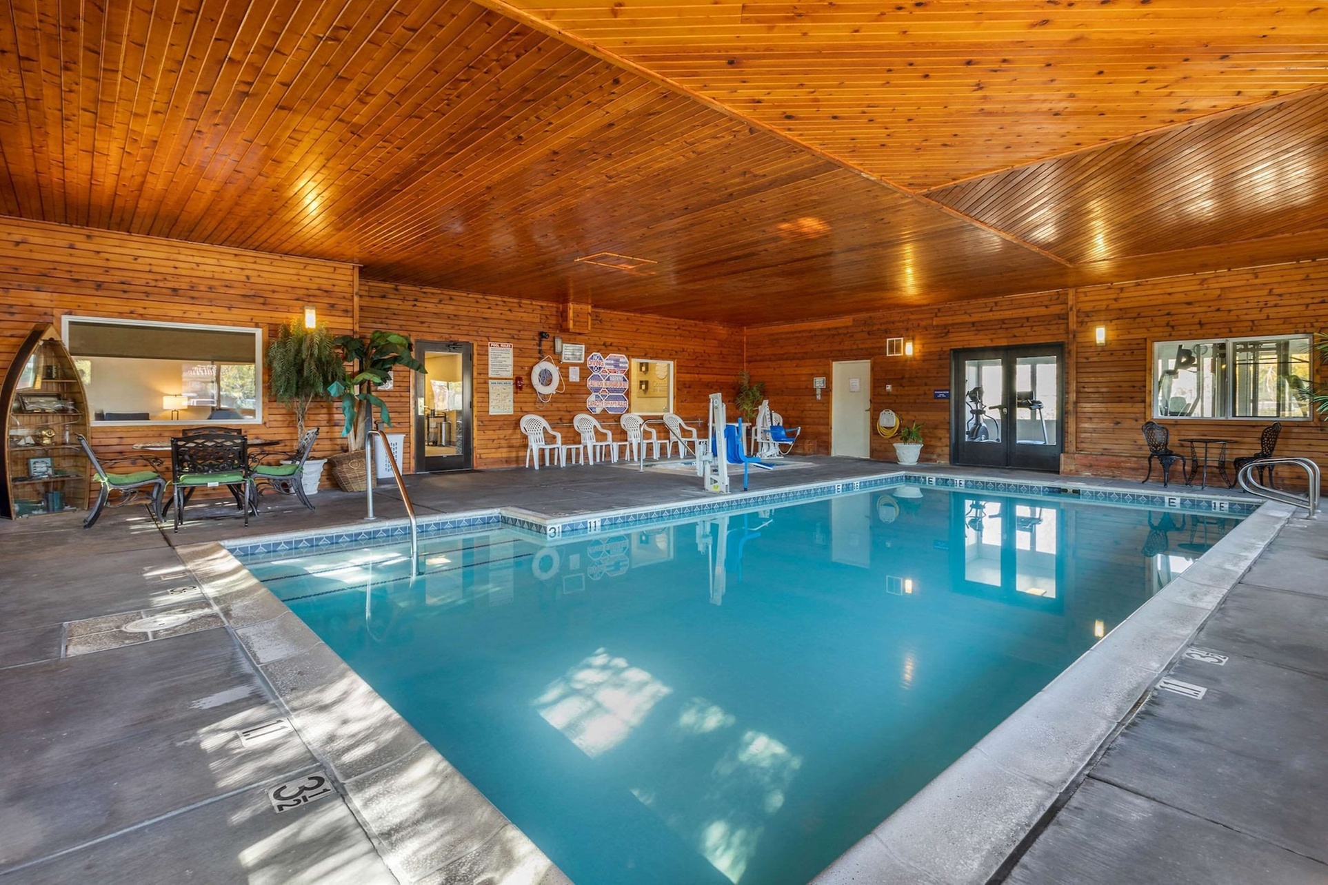 Comfort Inn & Suites Murrieta Temecula Wine Country - Primary Image