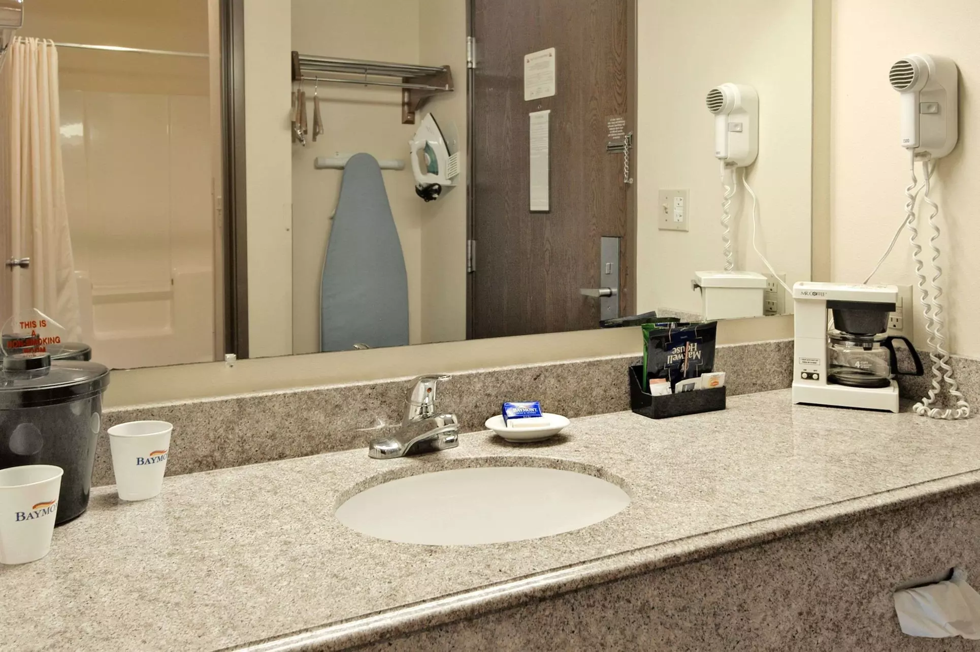 Baymont by Wyndham Battle Creek/I-94 - Second Medium