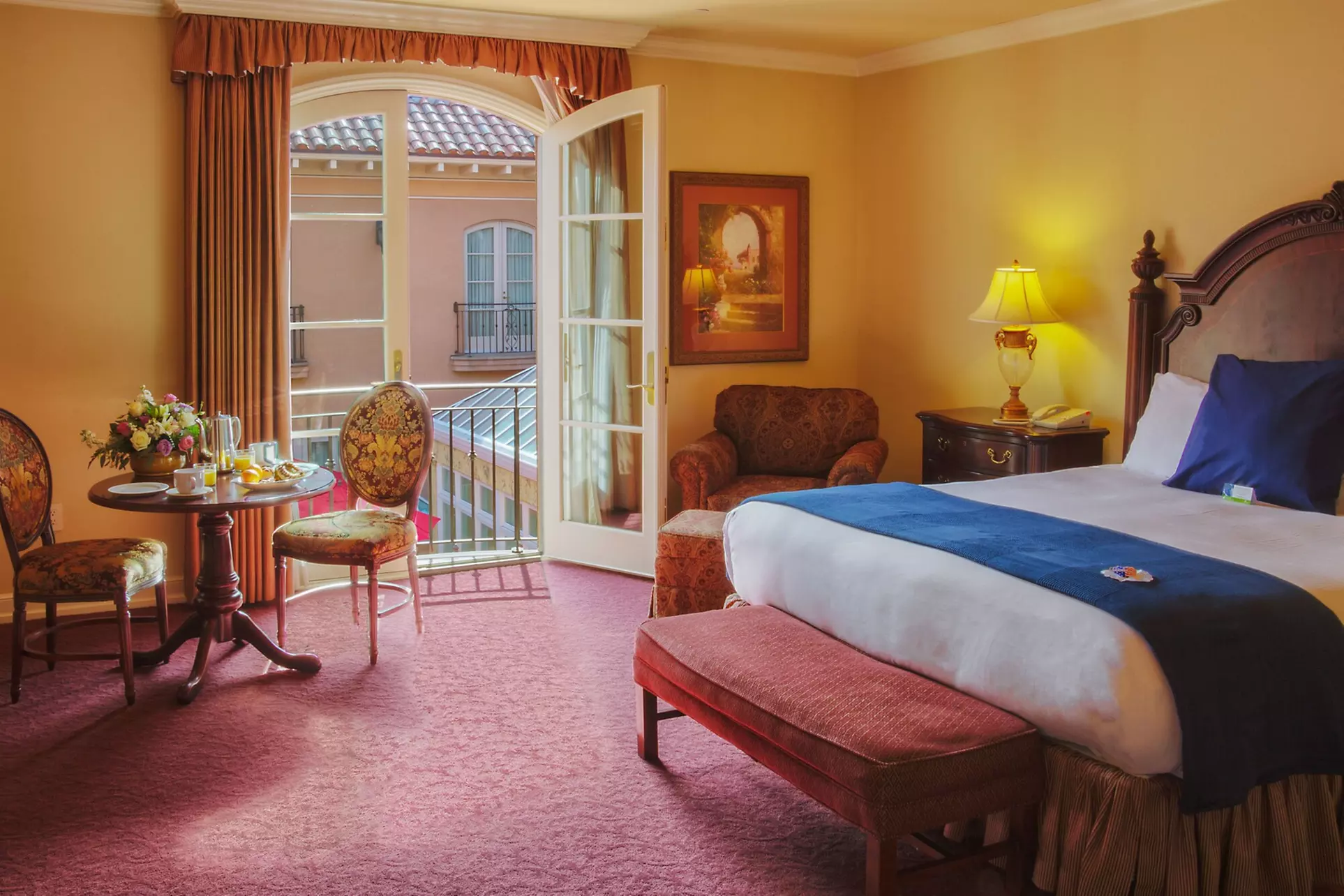 Carlton Hotel - Primary Image