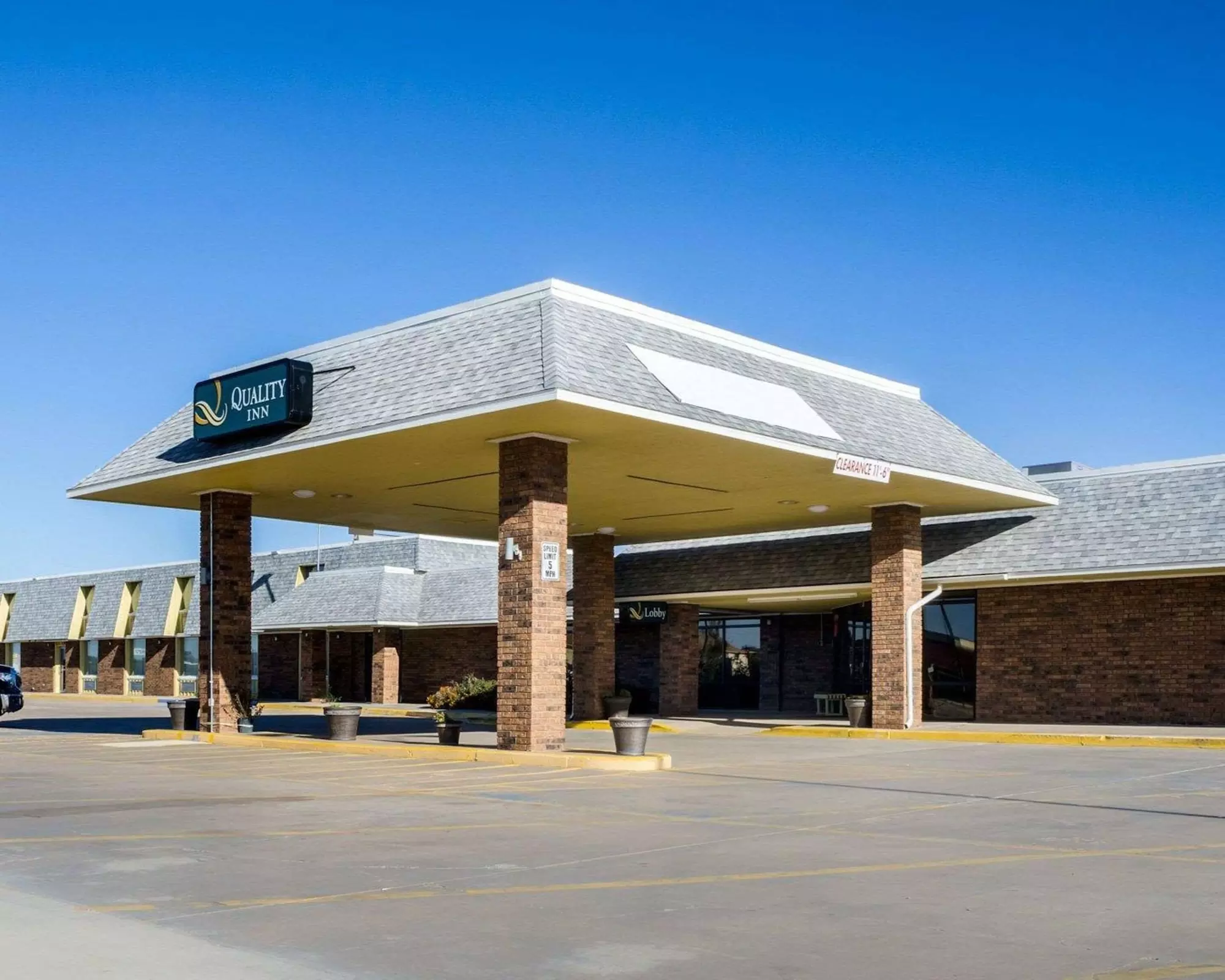 Quality Inn Liberal - Primary Image