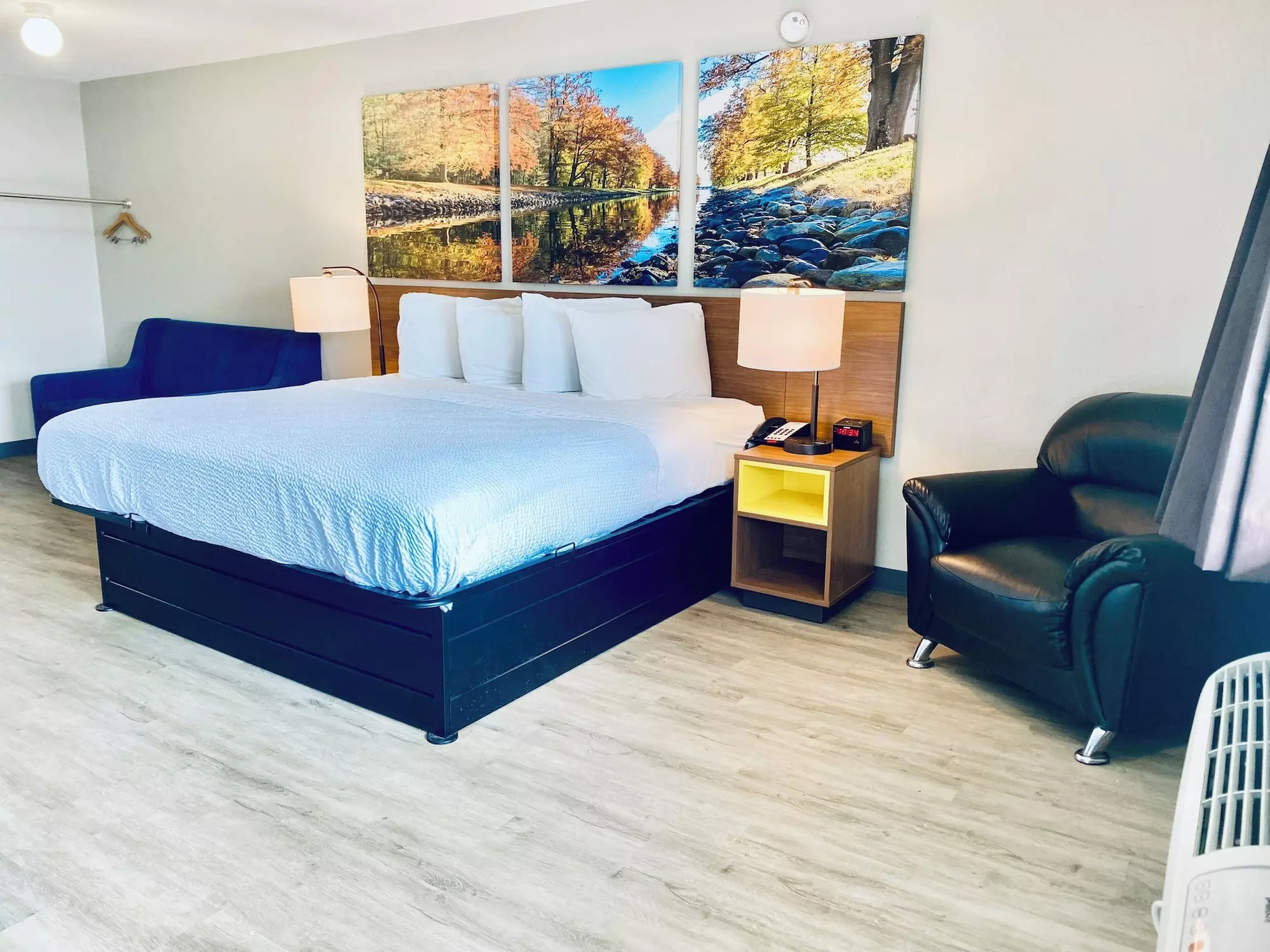 Days Inn by Wyndham Ardmore - Primary Image