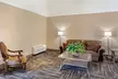 Econo Lodge Inn & Suites - Second Medium
