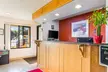 Econo Lodge Norwalk - Second Medium