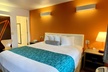 Howard Johnson by Wyndham Lake George - Second Medium