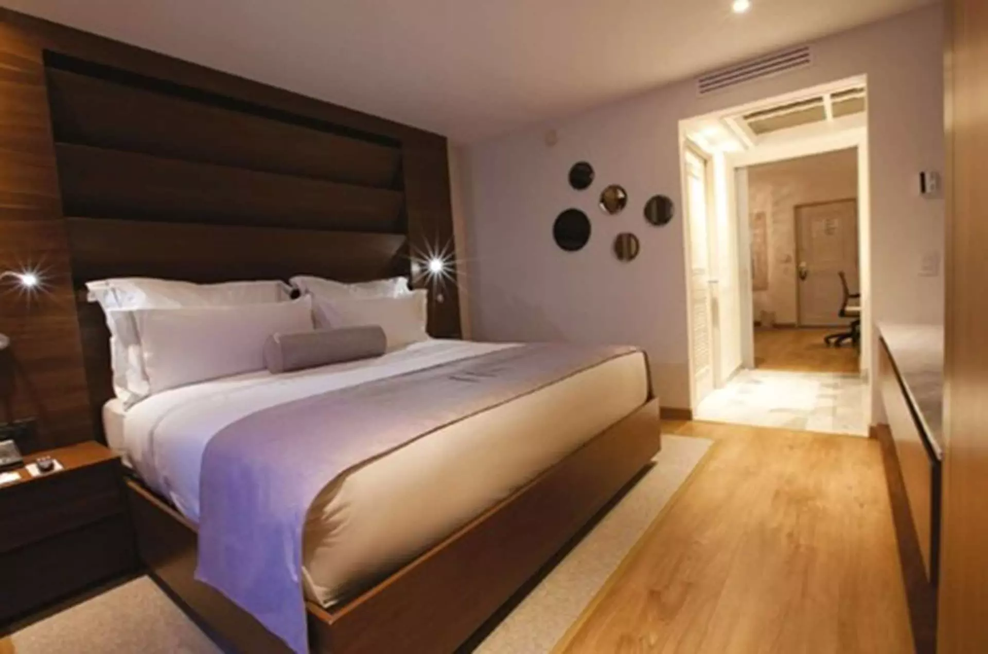 HS HOTSSON Hotel Leon - Primary Image