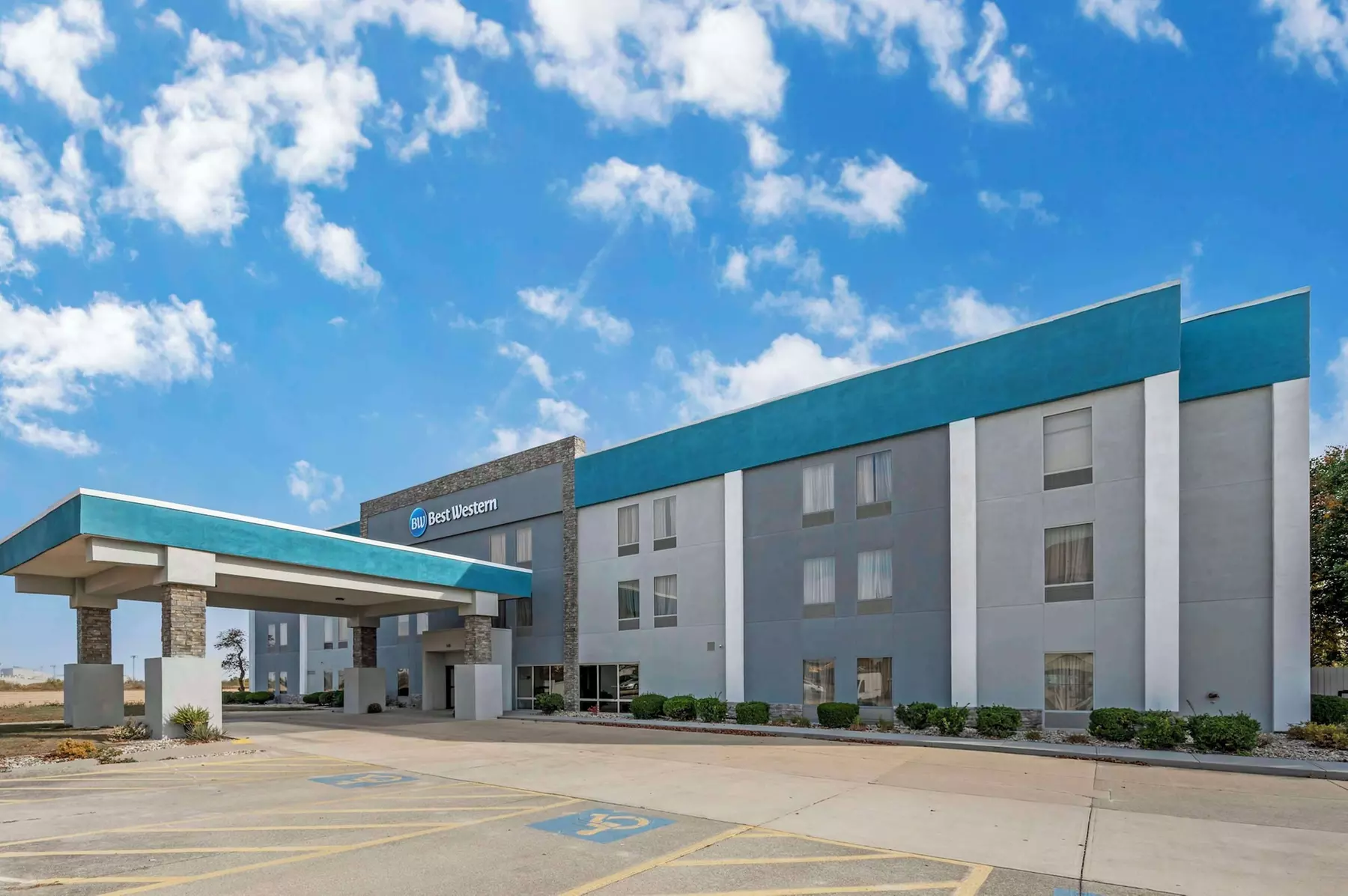 Best Western Heartland Inn - Primary Image