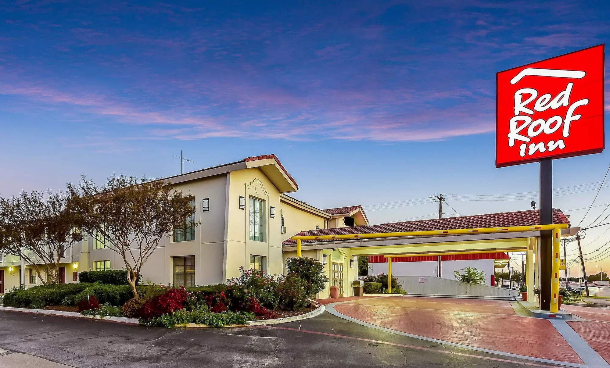 Red Roof Inn Plano - Primary Image