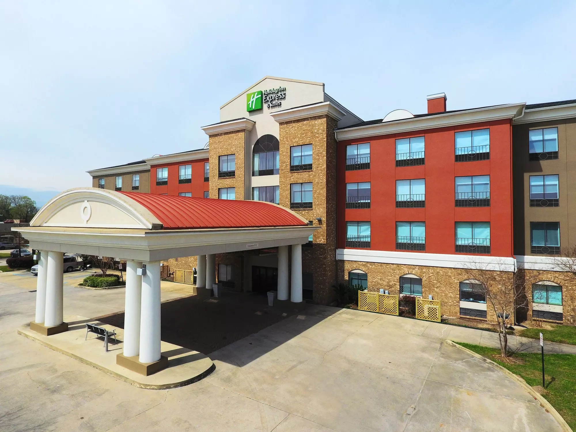 Holiday Inn Express Hotel & Suites, a Baton Rouge-Port Allen, an IHG Hotel - Primary Image