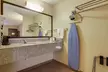 Econo Lodge - Second Medium