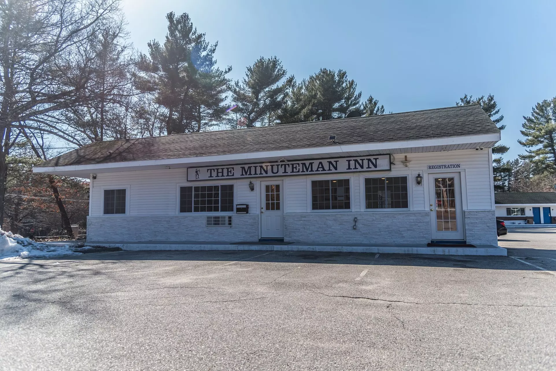 The Minuteman Inn - Primary Image