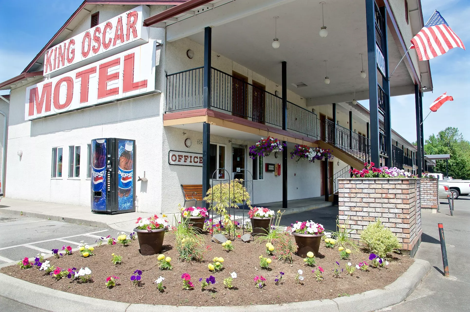 King Oscar Motel - Primary Image