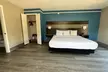 Days Inn by Wyndham San Diego Vista - Second Medium